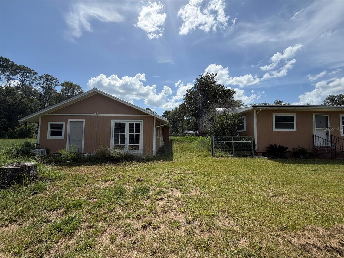 9929 Factory Ave., Hampton, FL 32044