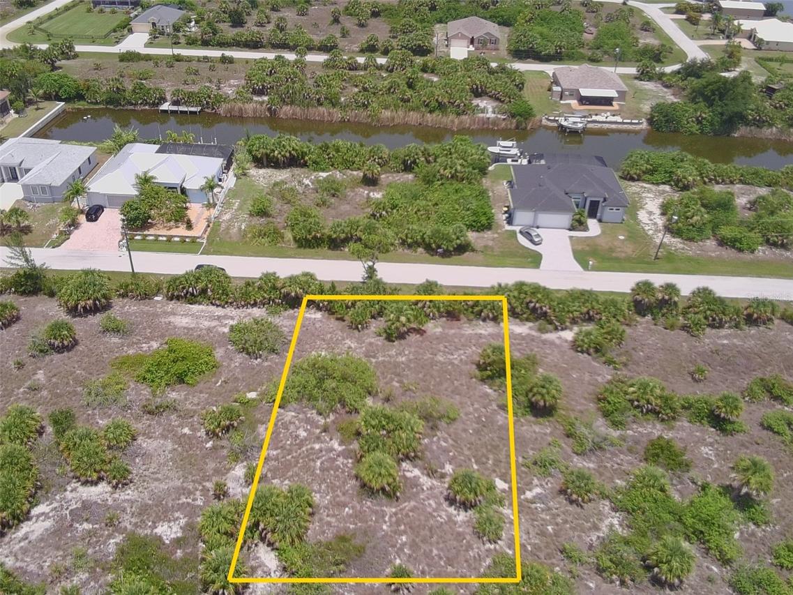 10635 Rainsville St., Port Charlotte, FL 33981