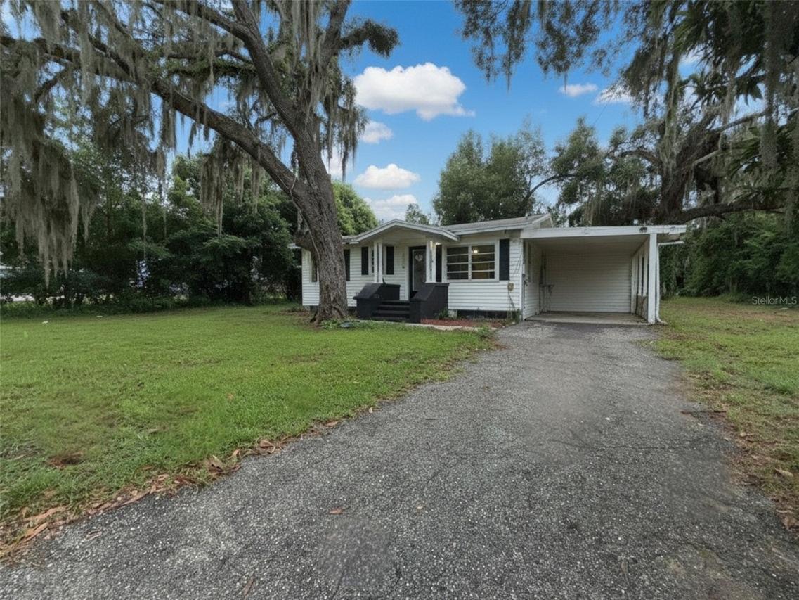 37318 Carter Ave., Dade City, FL 33523