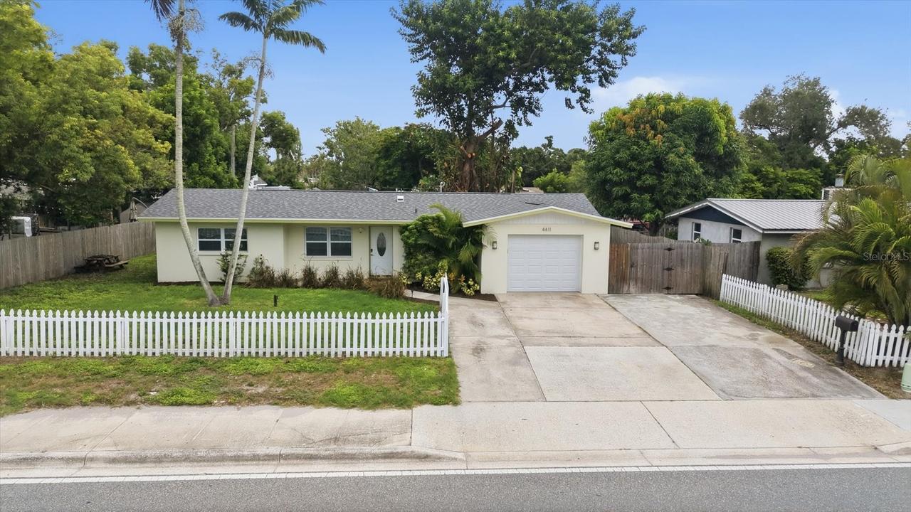 4411 Beneva Rd., Sarasota, FL 34233