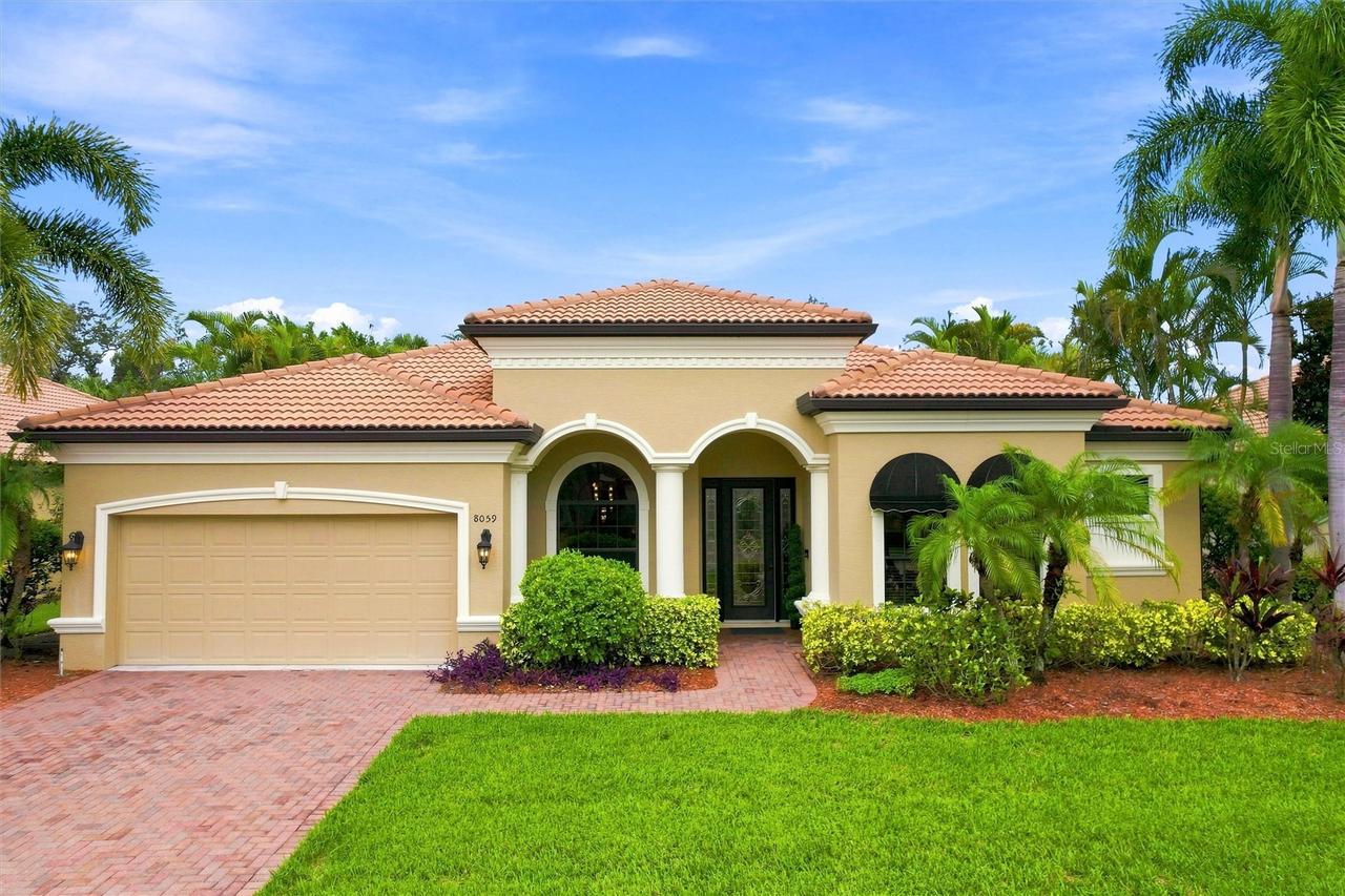 8059 36th Street Cir., Sarasota, FL 34243