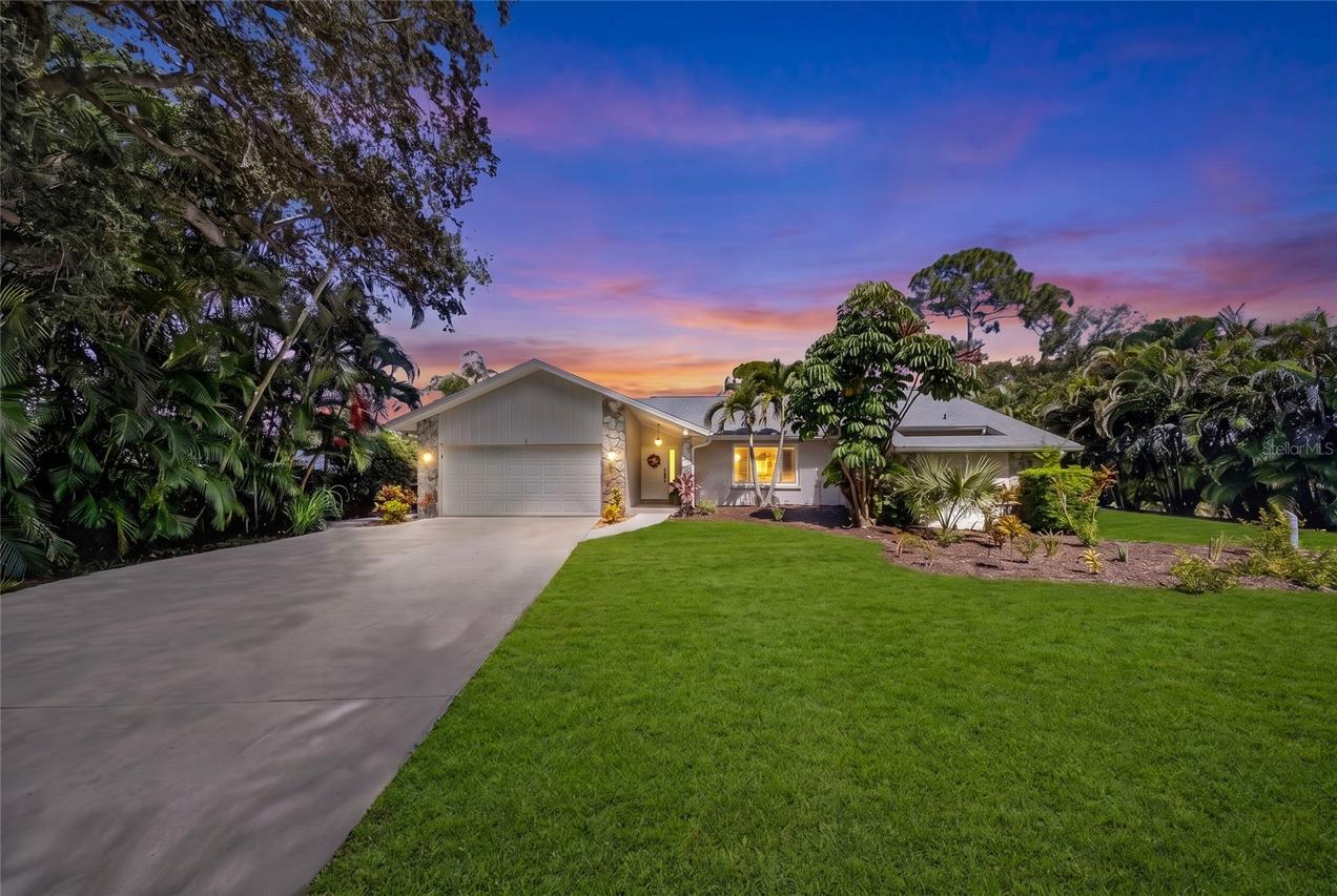 4711 Placid Cir., Sarasota, FL 34231