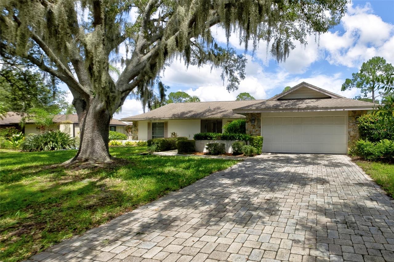 5115 Everwood Run, Sarasota, FL 34235