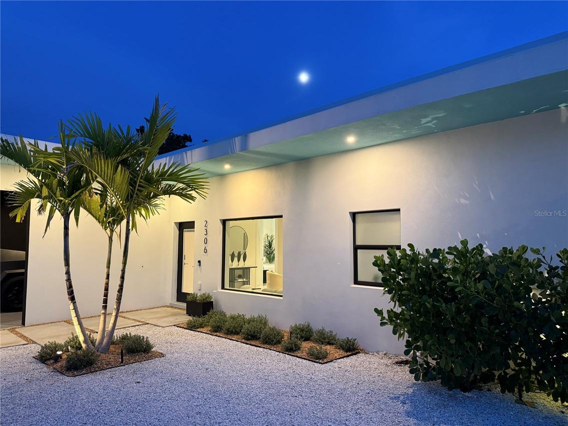 2306 Valencia Dr., Sarasota, FL 34239