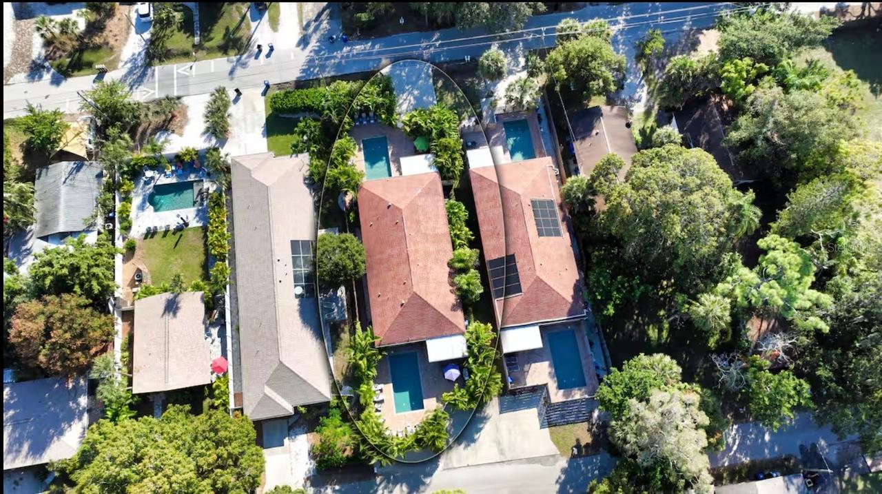 2047 Roselawn St., Sarasota, FL 34231