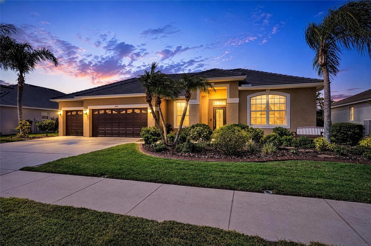 1401 Pinyon Pine Dr., Sarasota, FL 34240