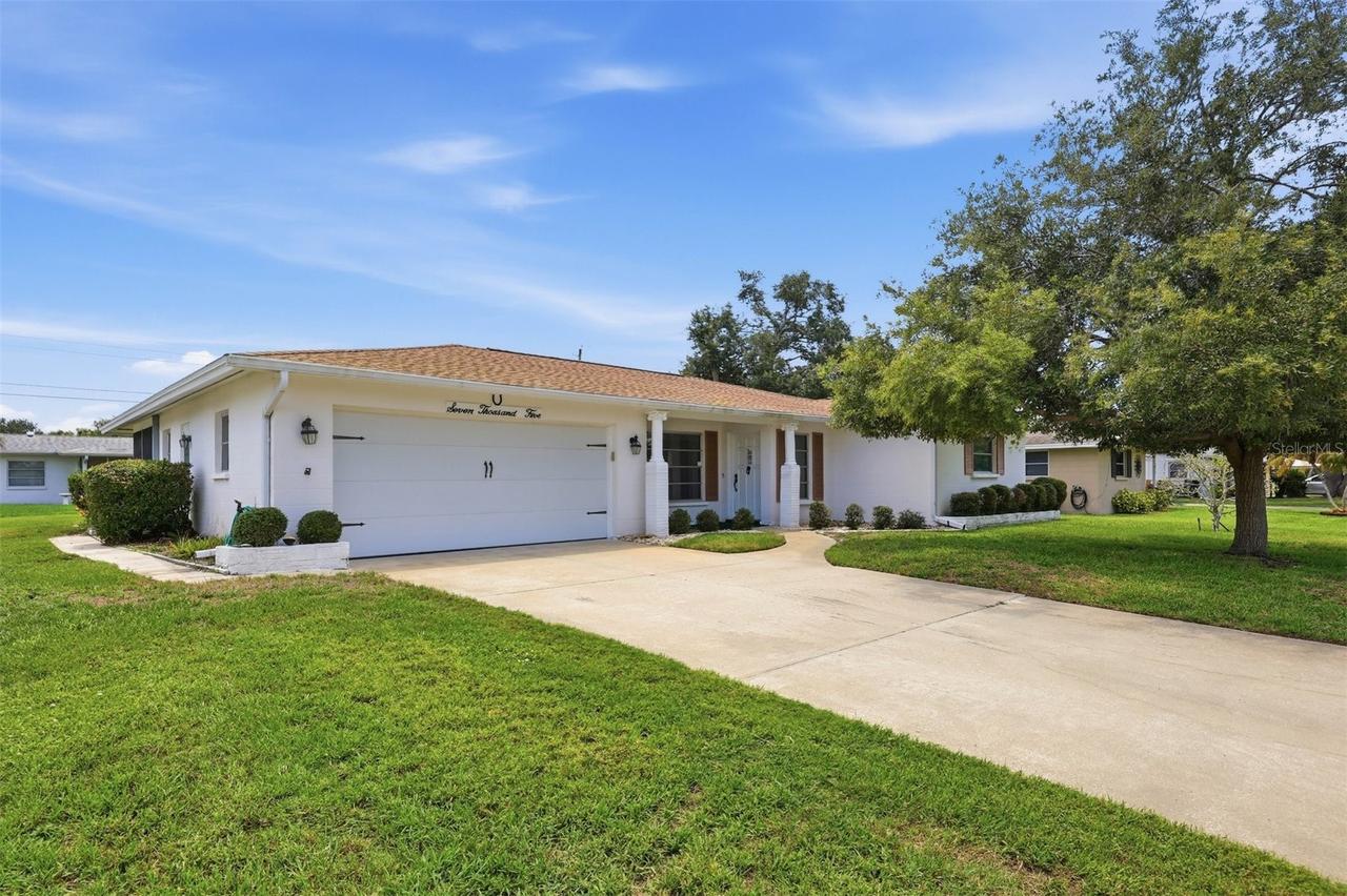 7005 Antigua Pl., Sarasota, FL 34231