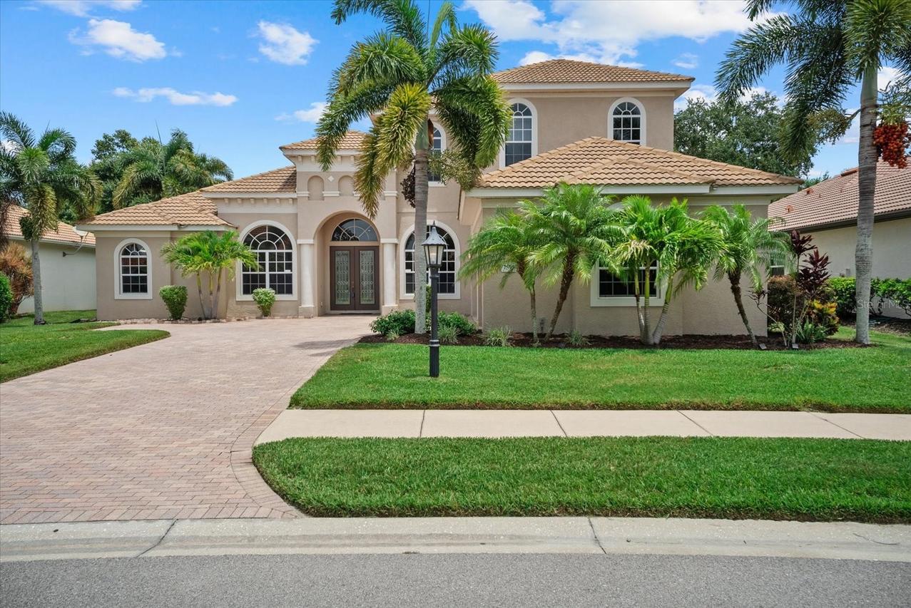 7595 Trillium Blvd., Sarasota, FL 34241