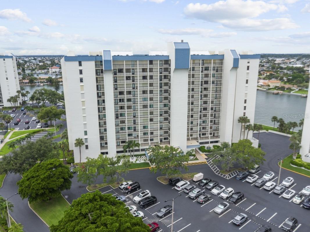 9425 Blind Pass Rd. #1207, St Petersburg, FL 33706
