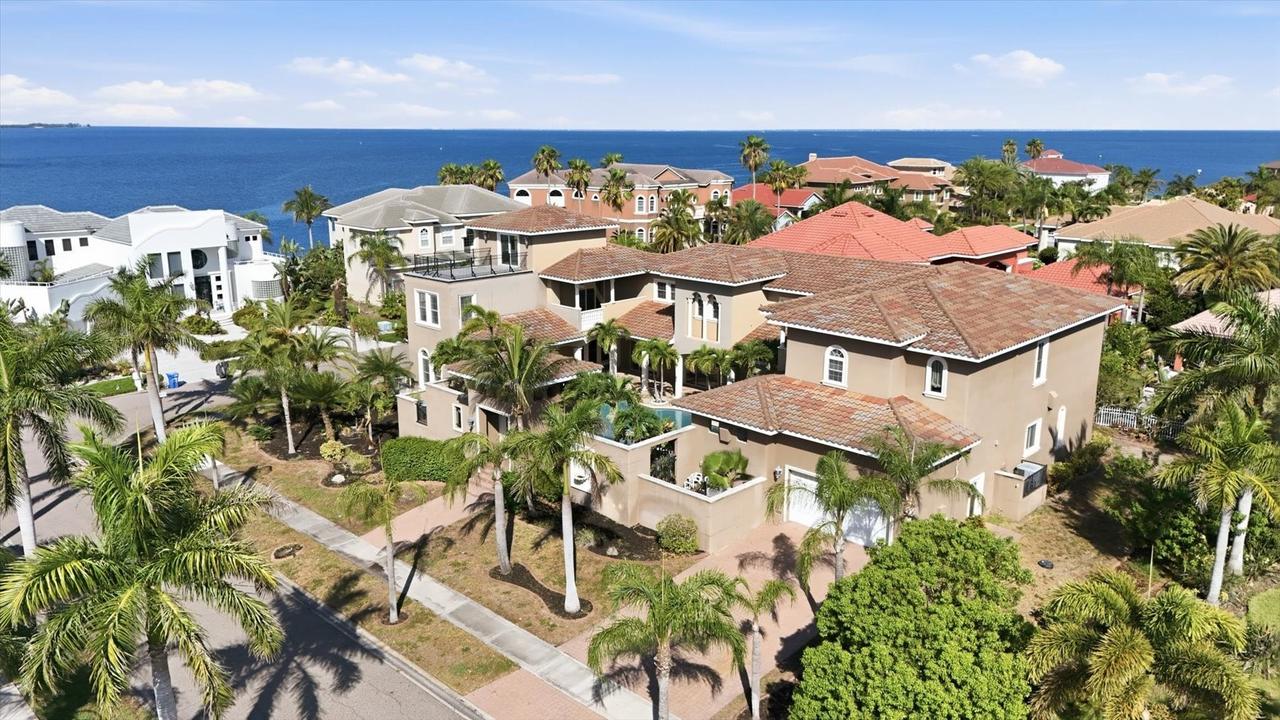 1304 Jumana Loop, Apollo Beach, FL 33572