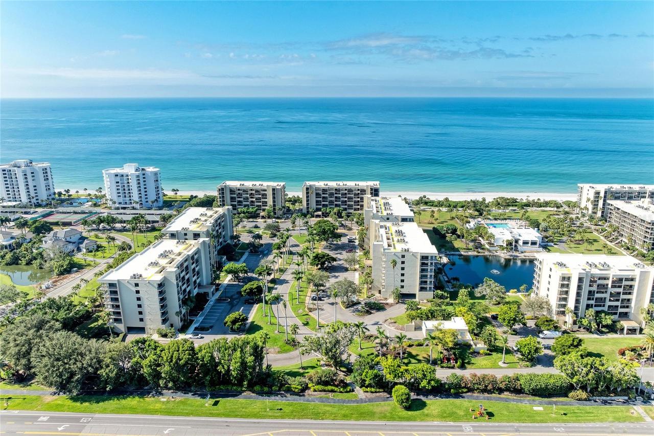 1055 Gulf Of Mexico Dr. #301, Longboat Key, FL 34228