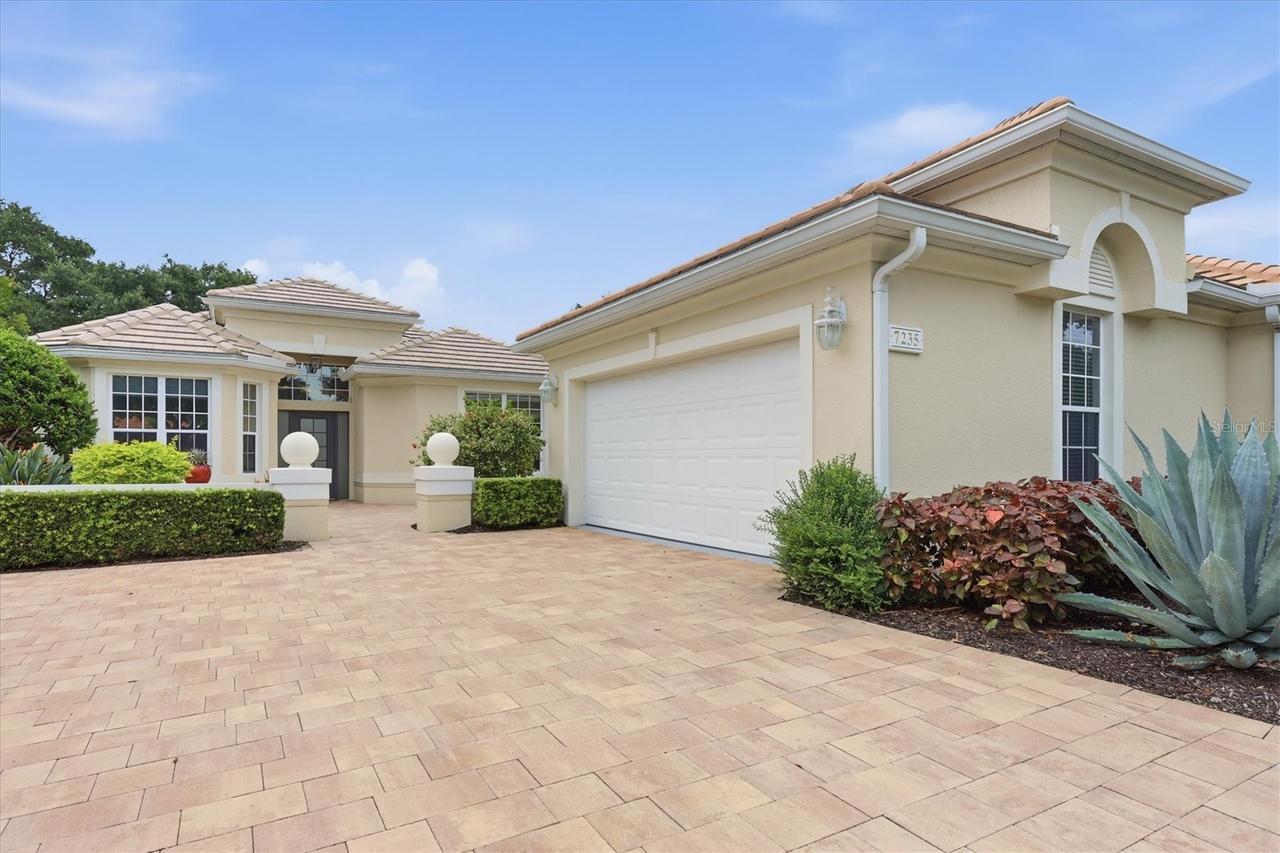 7235 Kensington Ct., University Park, FL 34201