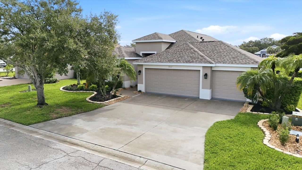 7117 50th Avenue Cir., Palmetto, FL 34221