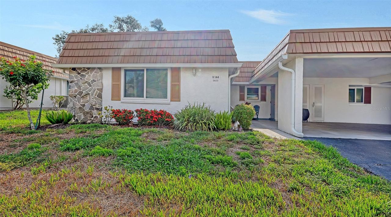 2623 Riverbluff Pkwy. #V144, Sarasota, FL 34231