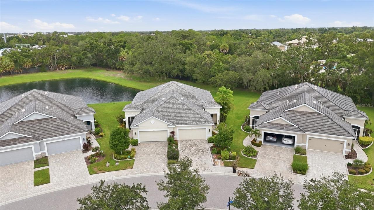 2905 Trustee Ave., Sarasota, FL 34243