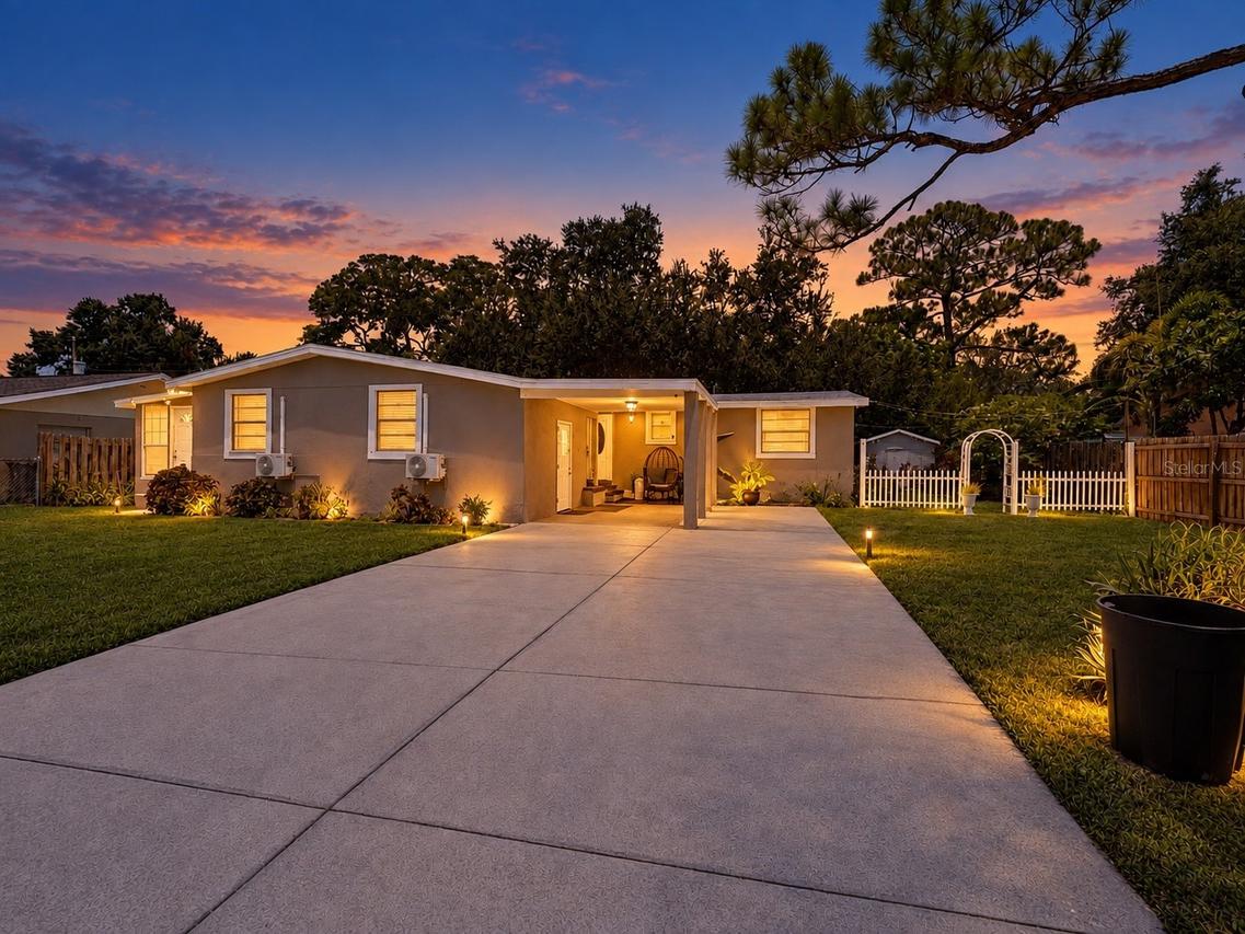 603 60th Ave., Bradenton, FL 34207