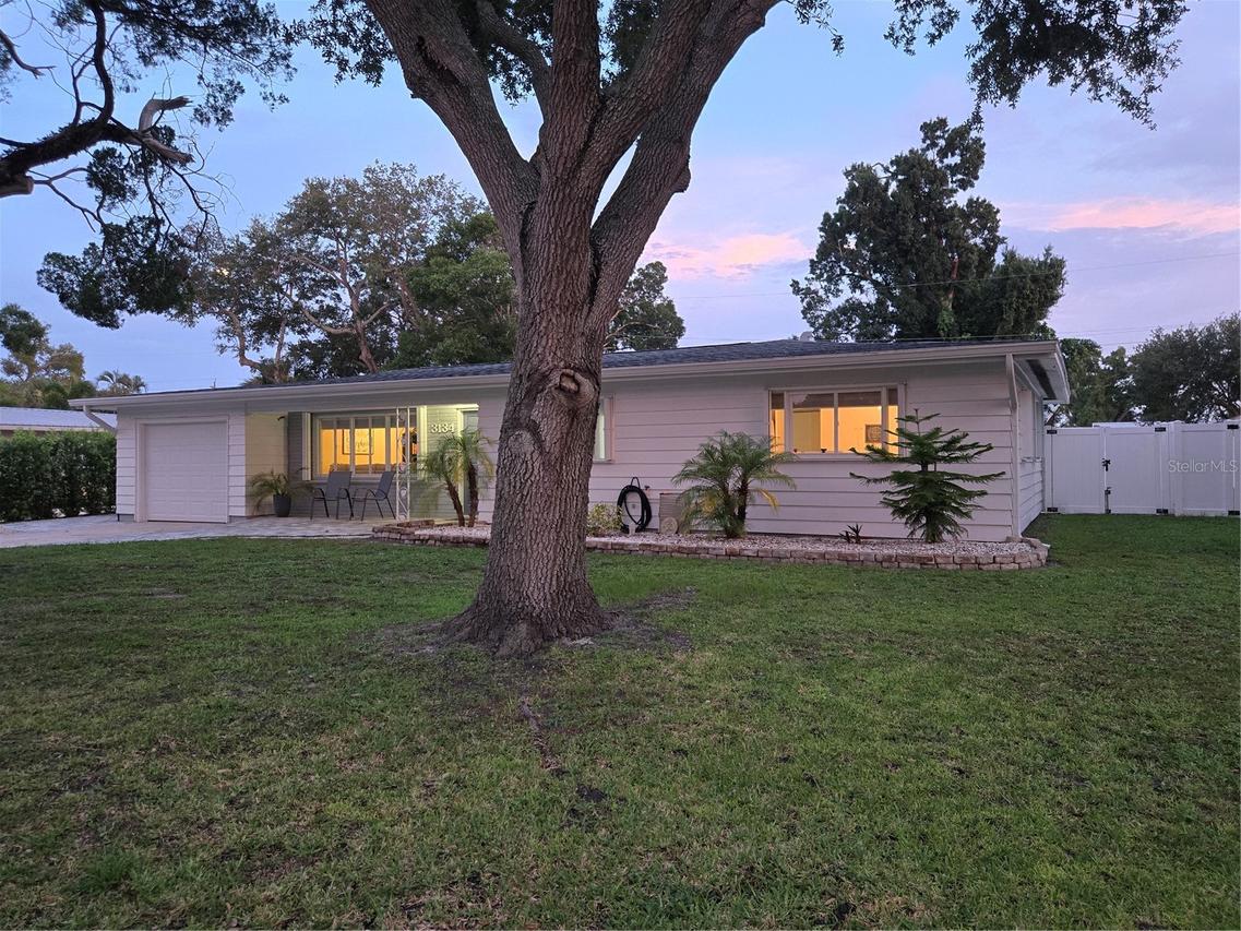 3134 Irving St., Sarasota, FL 34237