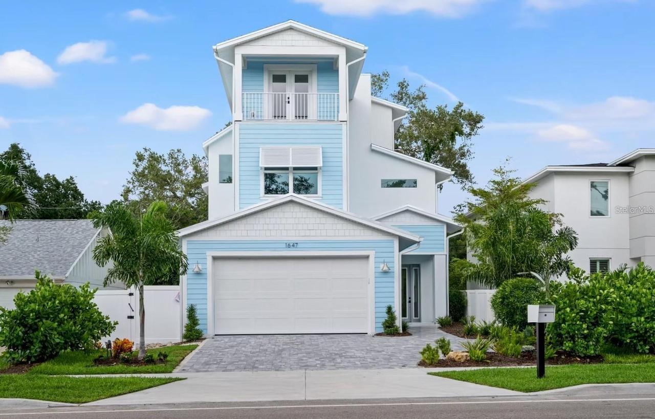 1647 Siesta Dr., Sarasota, FL 34239