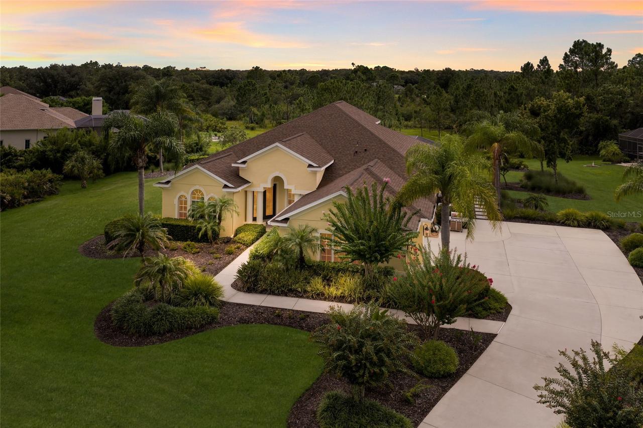 23327 Red Robin Pl., Bradenton, FL 34202