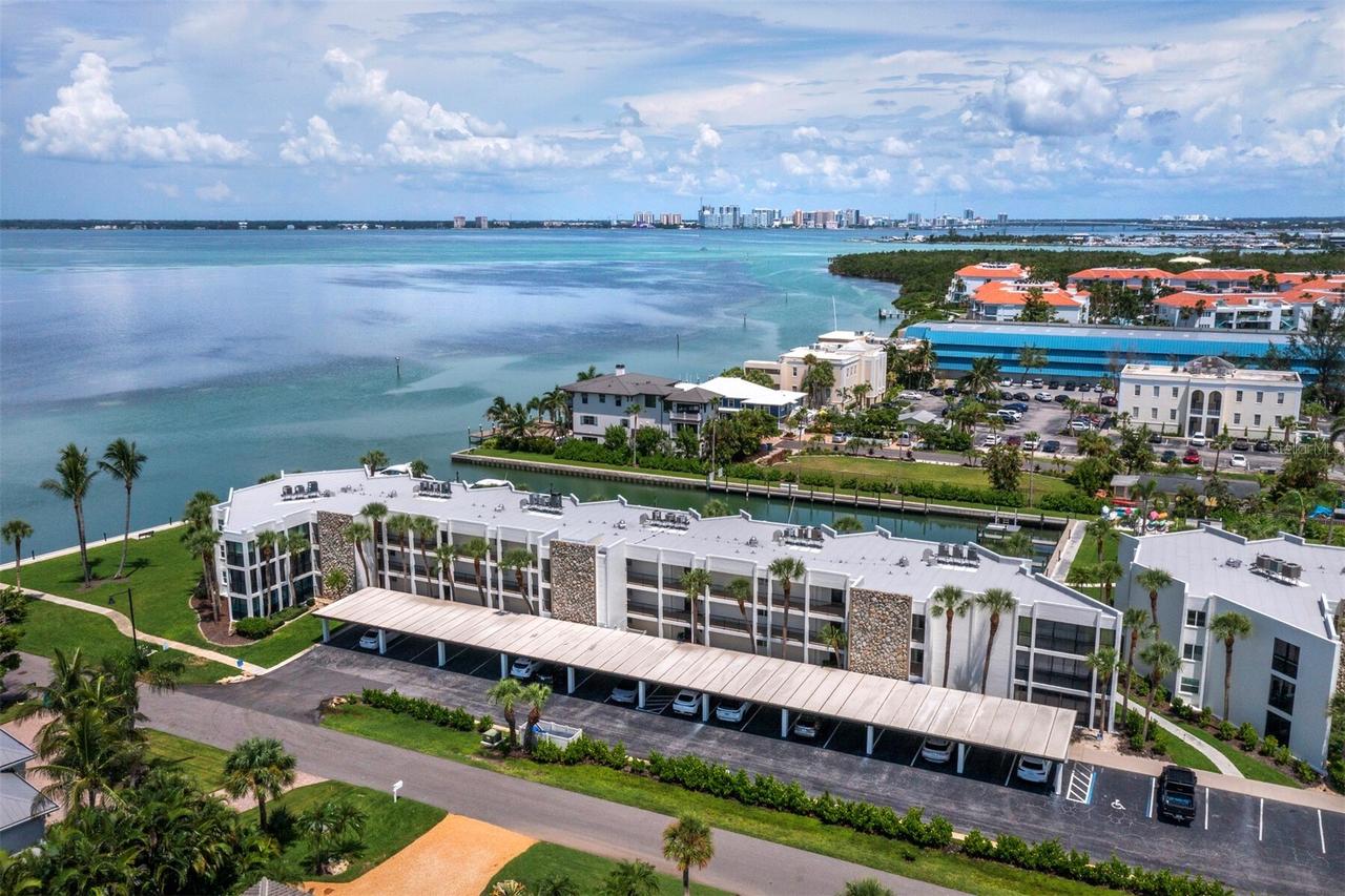 448 Gulf Of Mexico Dr. #A104, Longboat Key, FL 34228