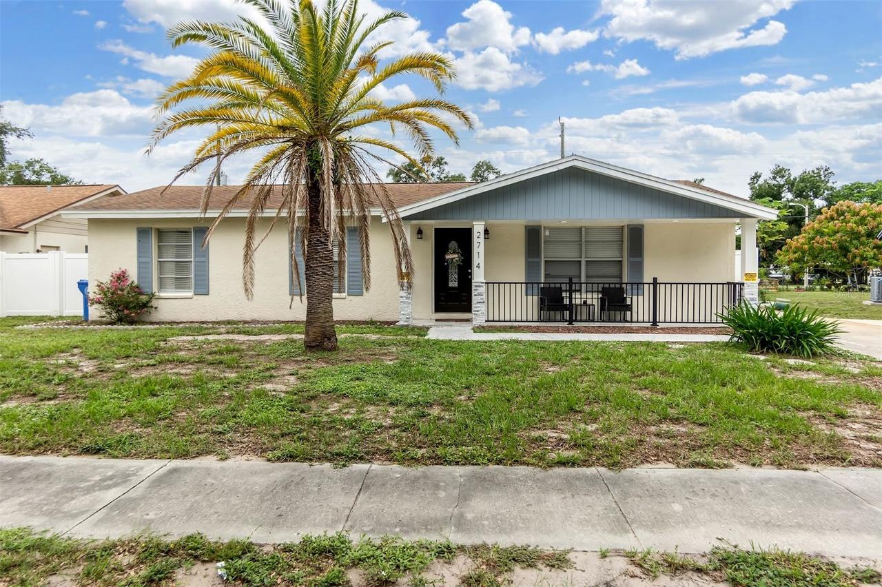 2714 42nd St., Bradenton, FL 34205