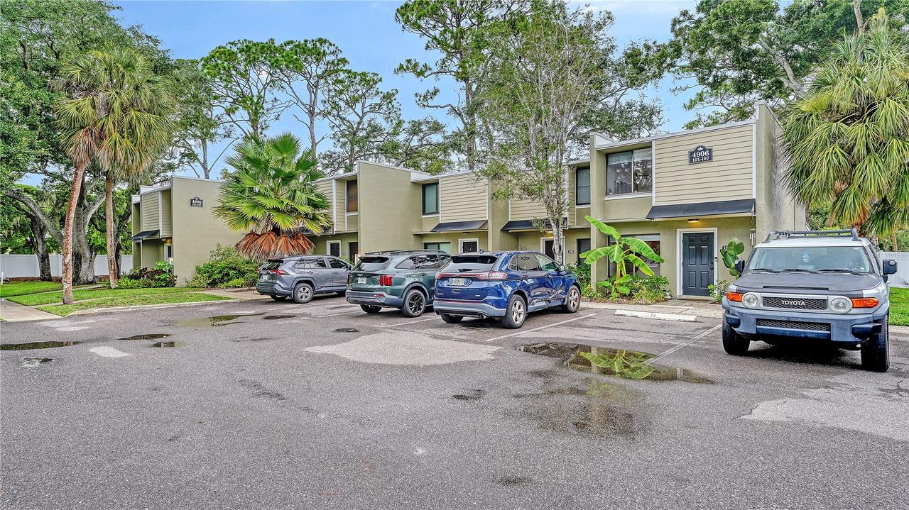 4906 25th St. #107, Bradenton, FL 34207