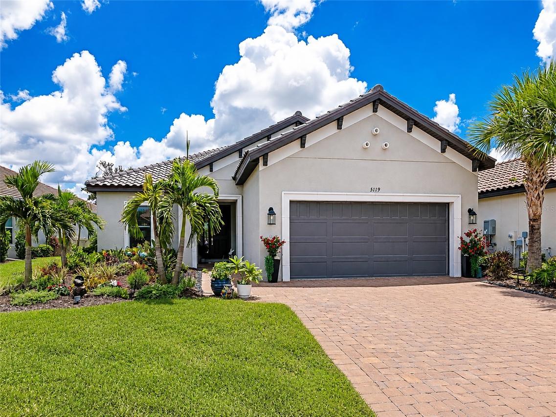 5119 Caserta Ct., Palmetto, FL 34221