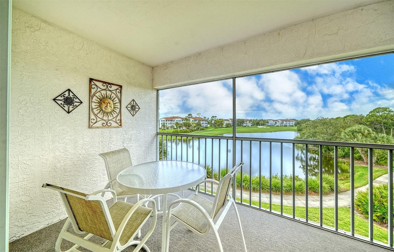 9330 Clubside Cir. #3306, Sarasota, FL 34238