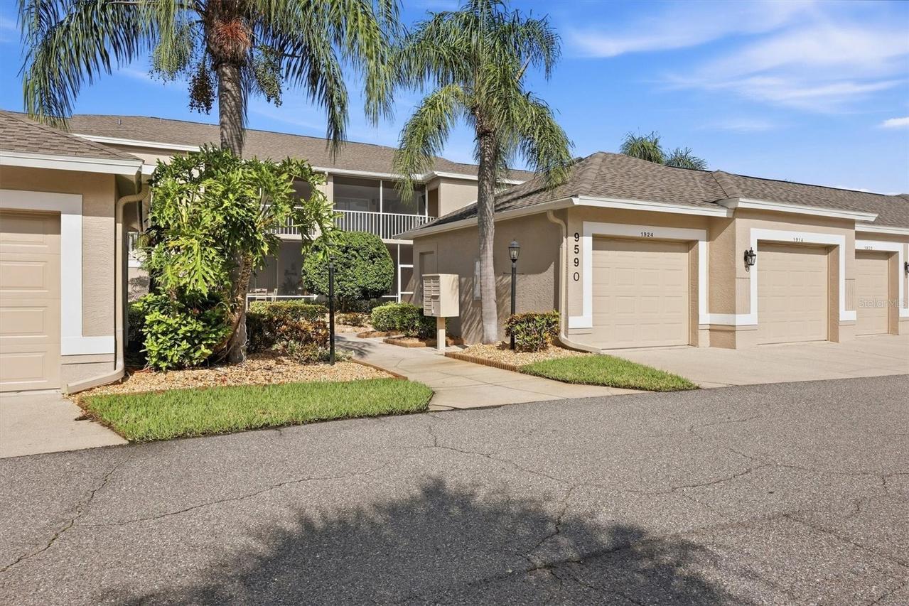 9590 High Gate Dr. #1912, Sarasota, FL 34238