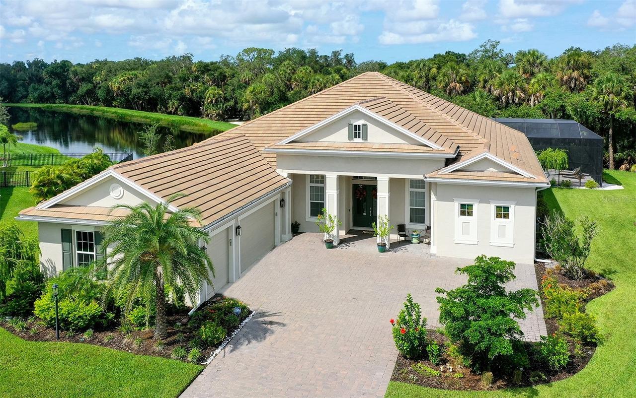 9483 Tequila Sunrise Dr., Sarasota, FL 34241