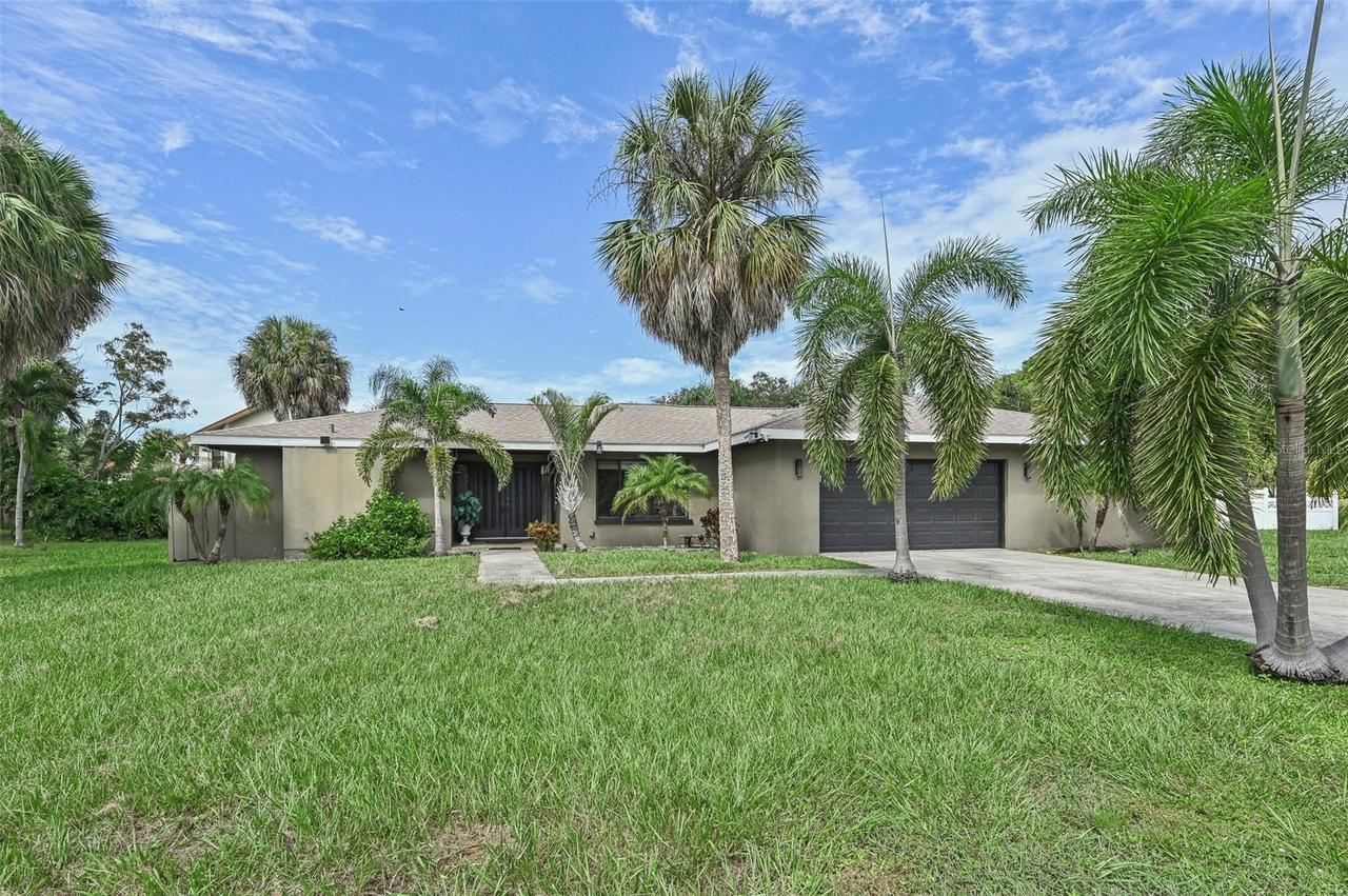 6106 45th St., Bradenton, FL 34210