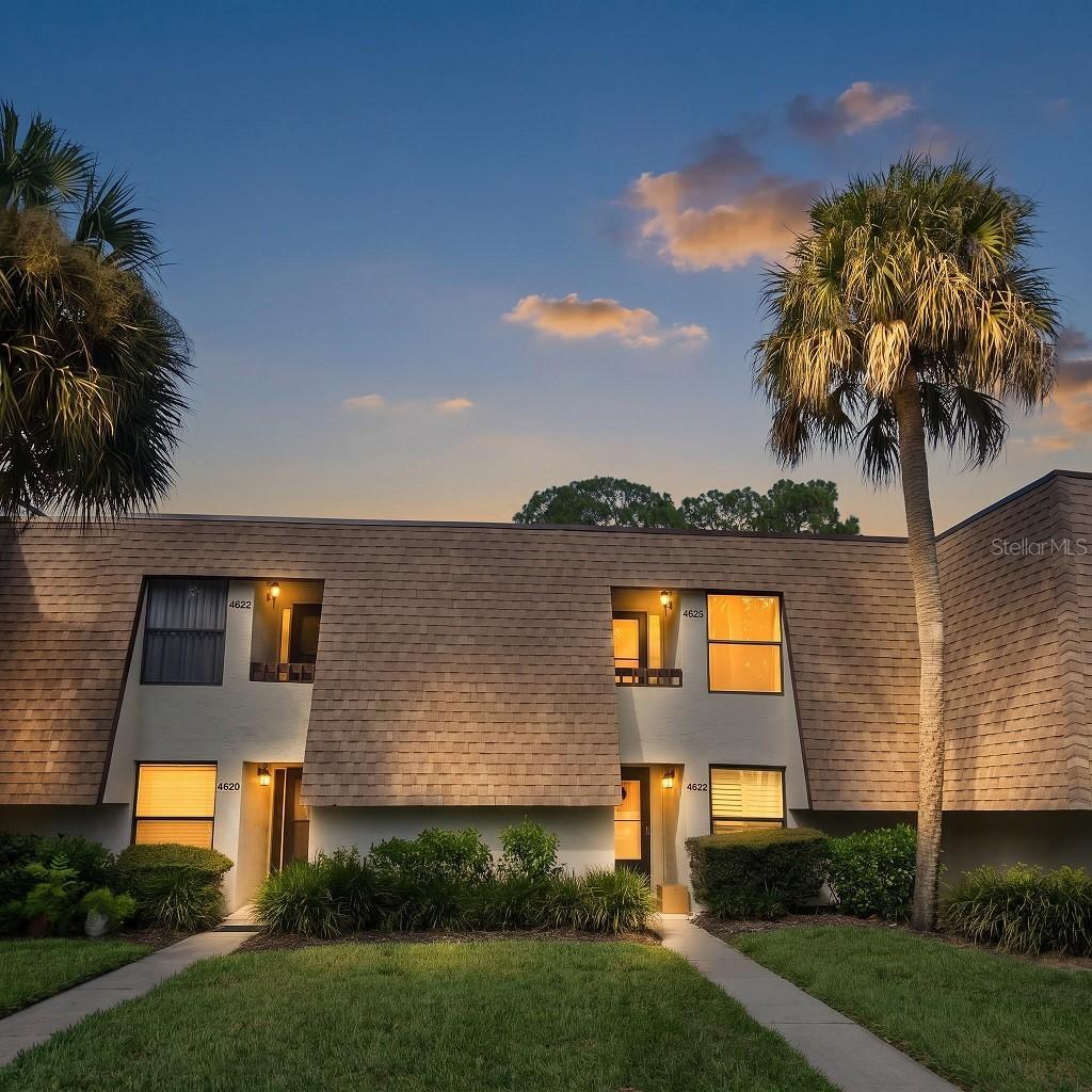4626 Ringwood Meadow #25, Sarasota, FL 34235