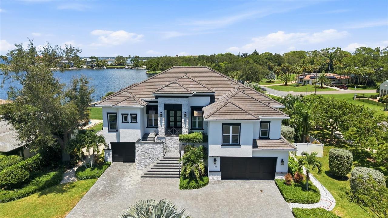 387 S Shore Dr., Sarasota, FL 34234