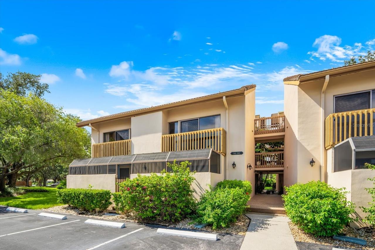 3085 Willow Green Dr. #26, Sarasota, FL 34235