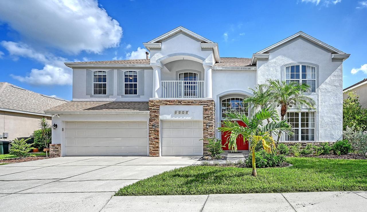4410 67th Avenue Cir., Sarasota, FL 34243