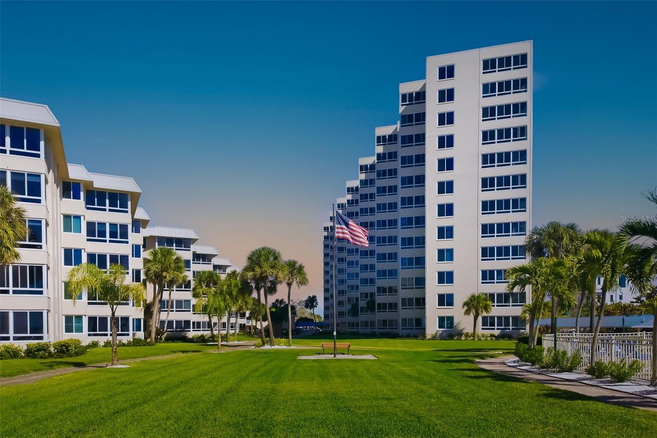 5920 Midnight Pass Rd. #501, Sarasota, FL 34242