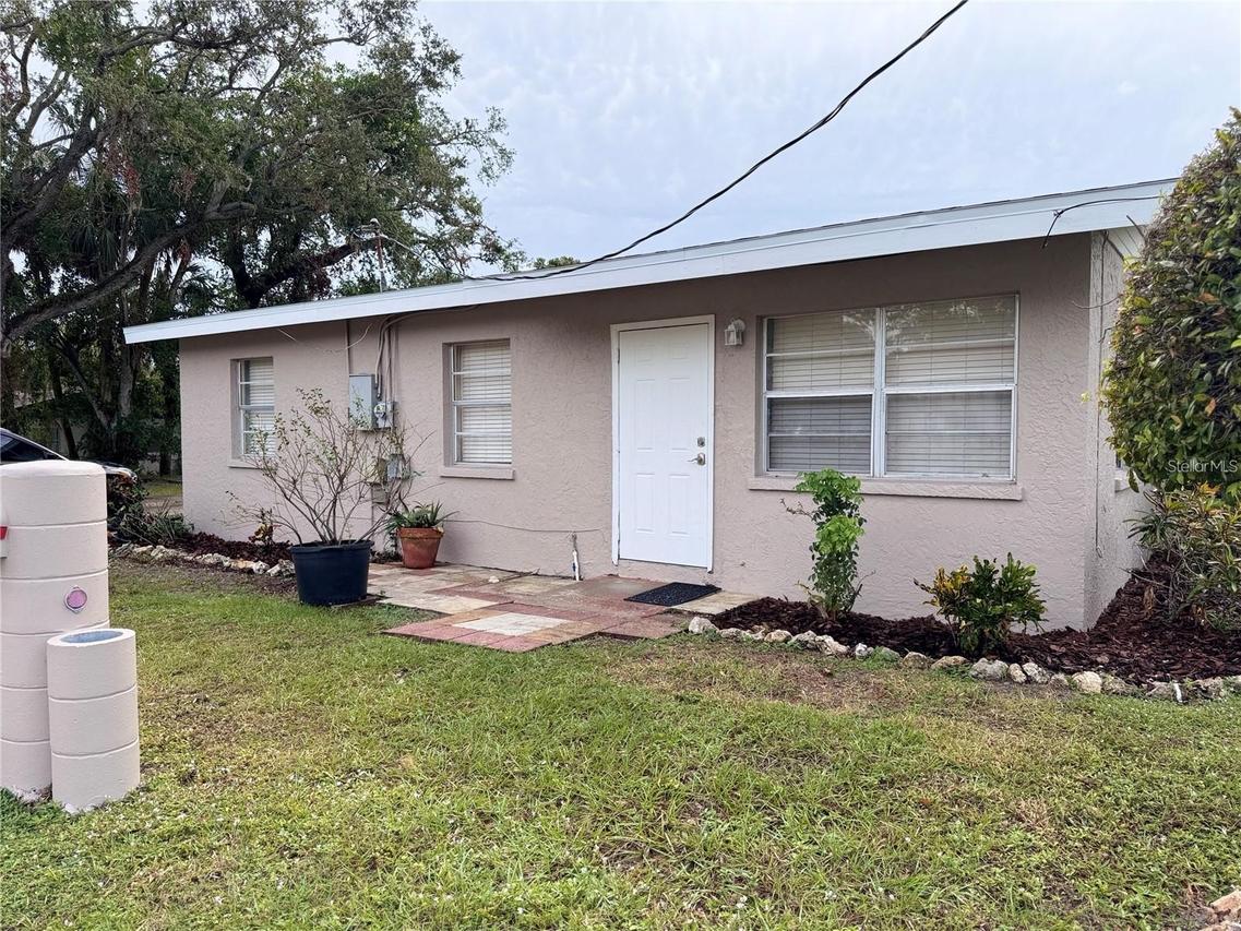 1598 29th St., Sarasota, FL 34234