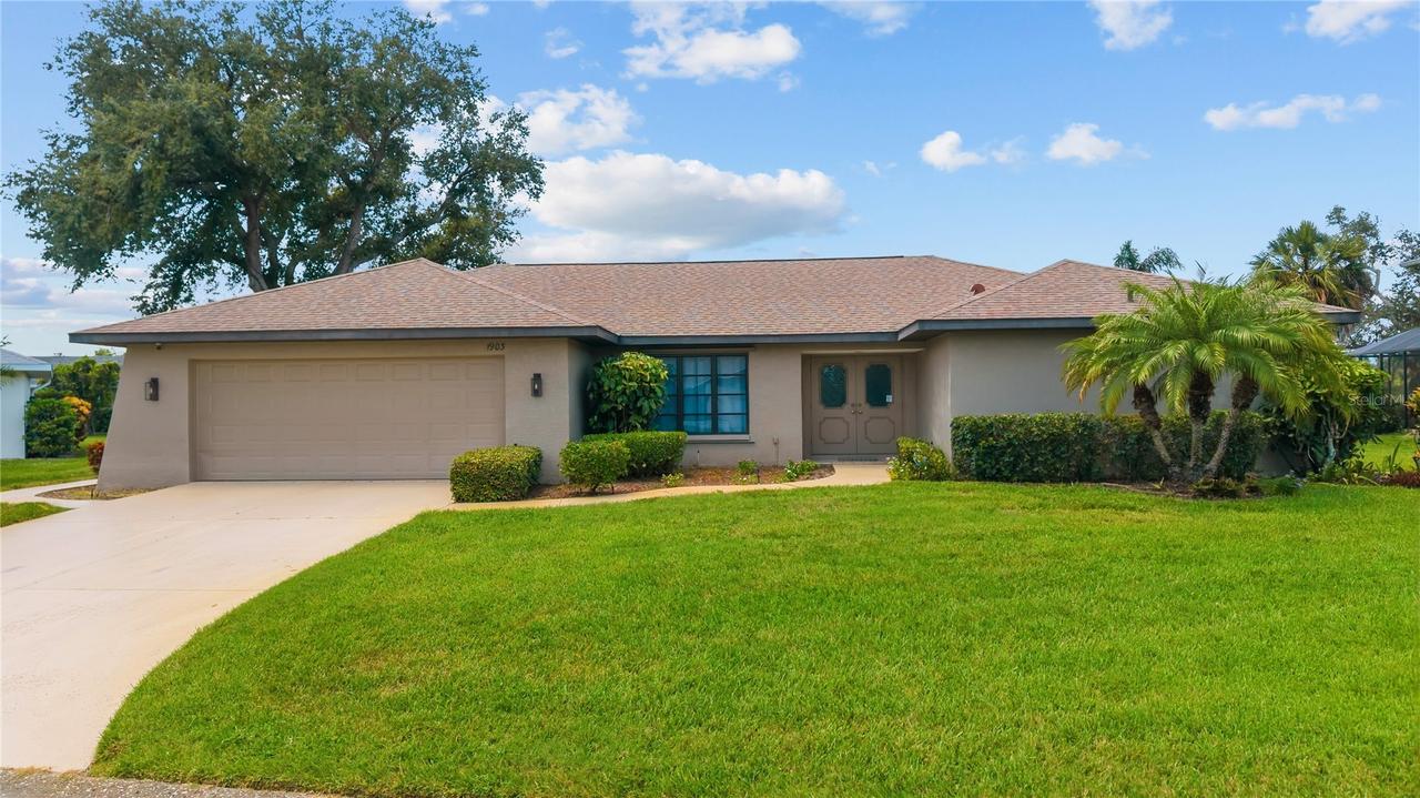 1903 Pebble Beach Ct., Venice, FL 34293