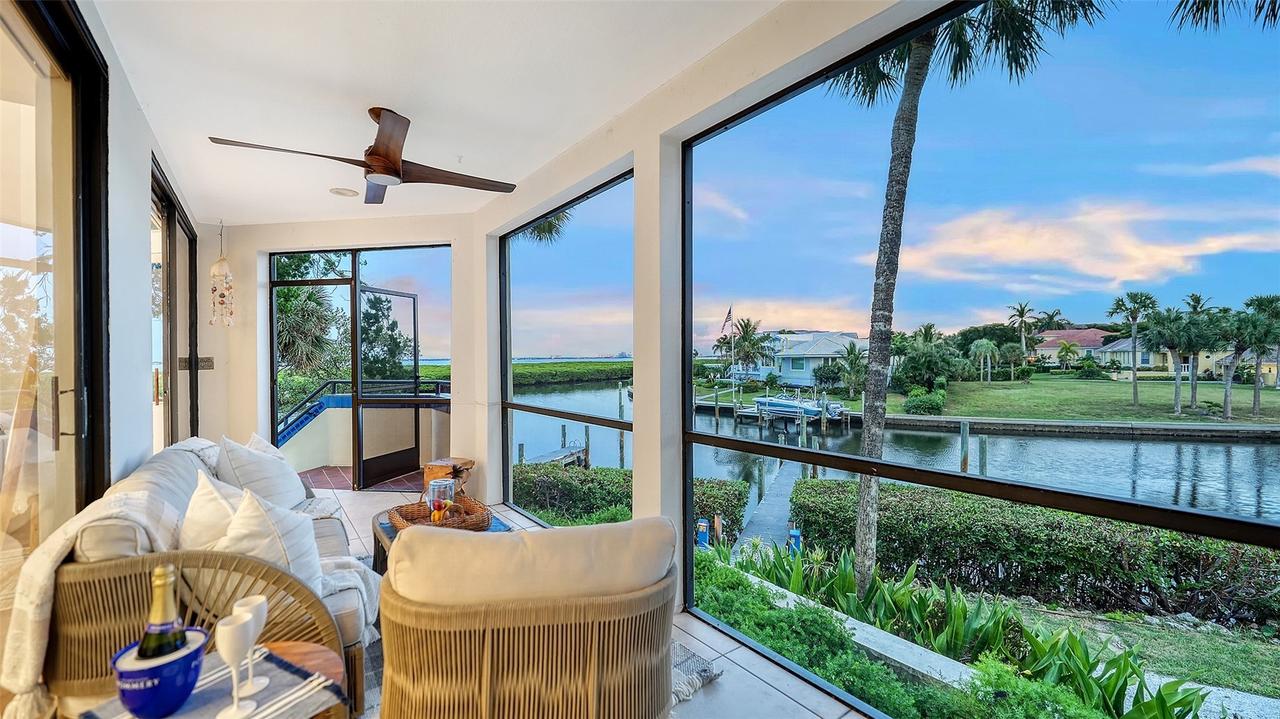 1916 Harbourside Dr. #804, Longboat Key, FL 34228