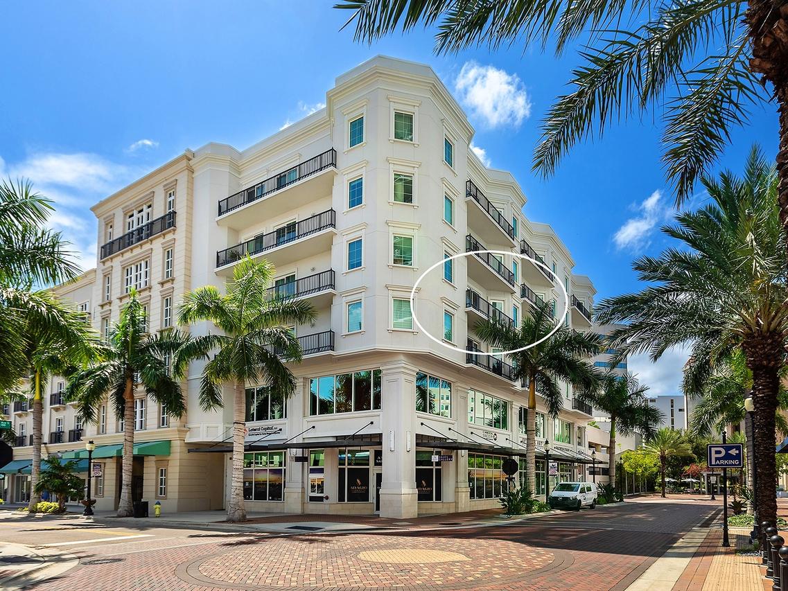 1500 State St. #402, Sarasota, FL 34236