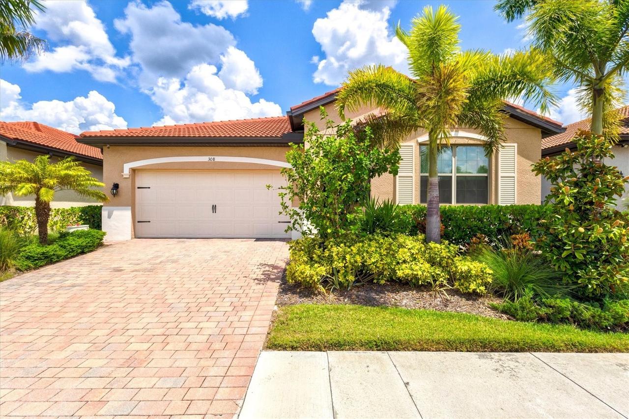 308 Soliera St., Nokomis, FL 34275