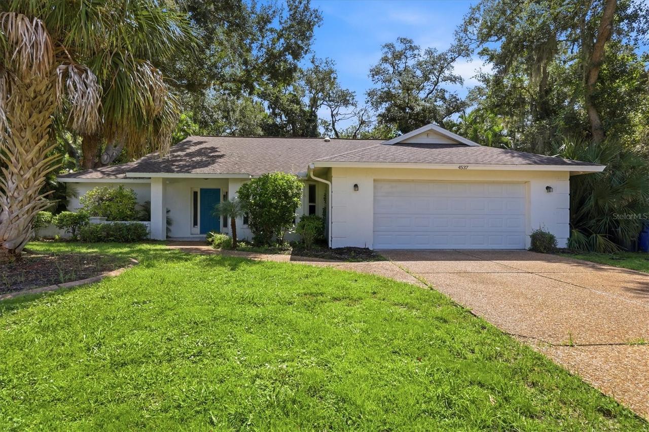 4537 Chimney Creek Dr., Sarasota, FL 34235
