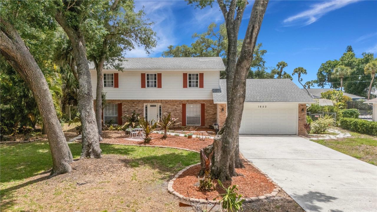 1603 Pecan St., Nokomis, FL 34275