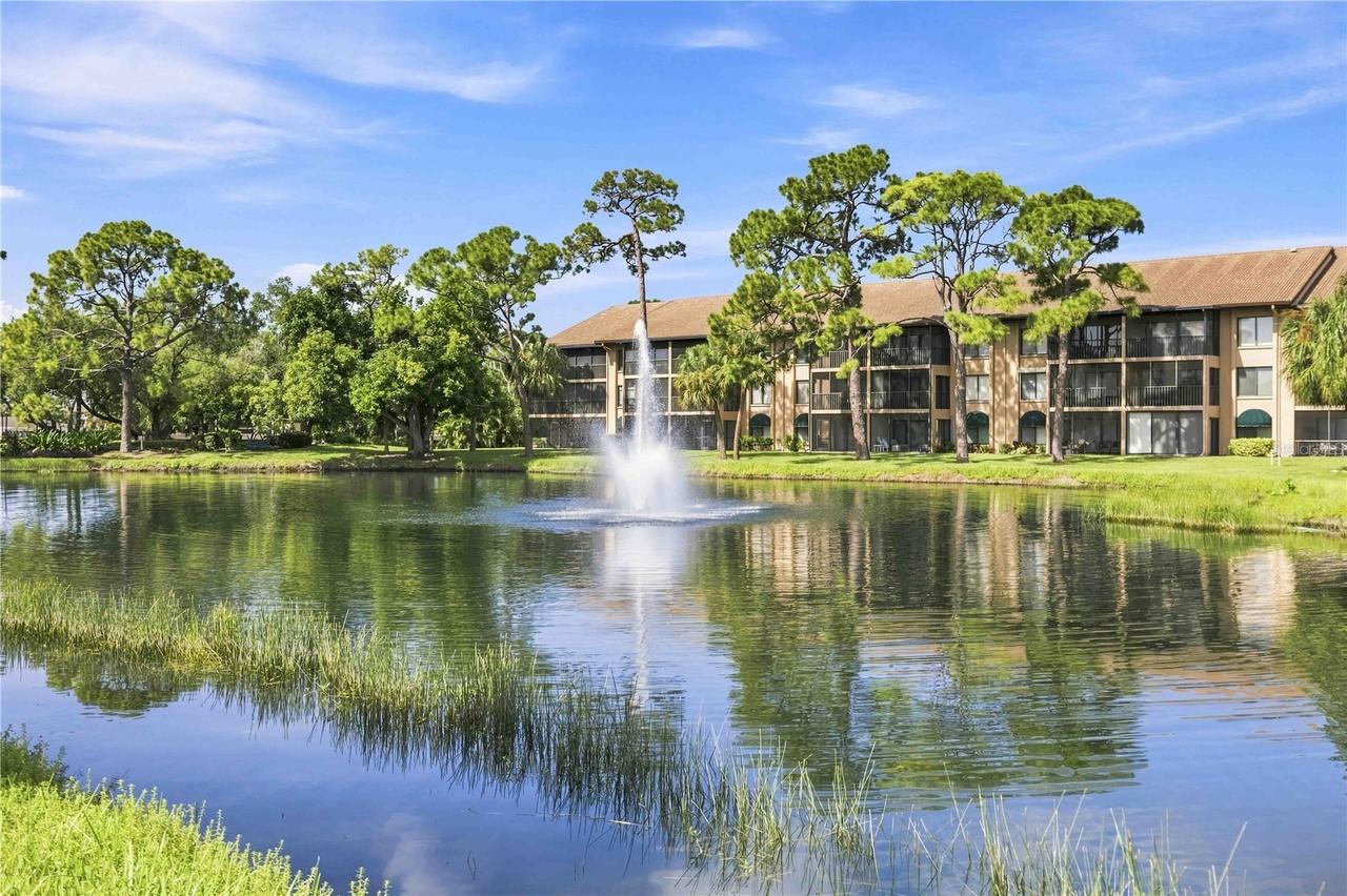 5726 Ashton Lake Dr. #11, Sarasota, FL 34231