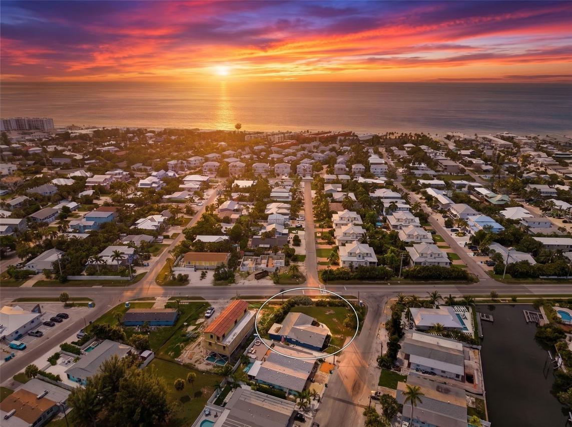 401 63rd St., Holmes Beach, FL 34217