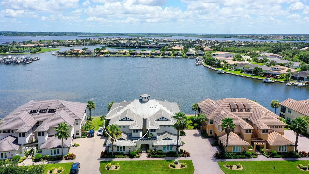1041 Riverscape St., Bradenton, FL 34208
