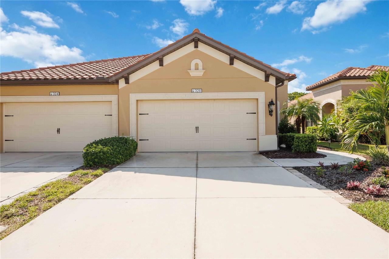 328 Acerno Dr., Nokomis, FL 34275