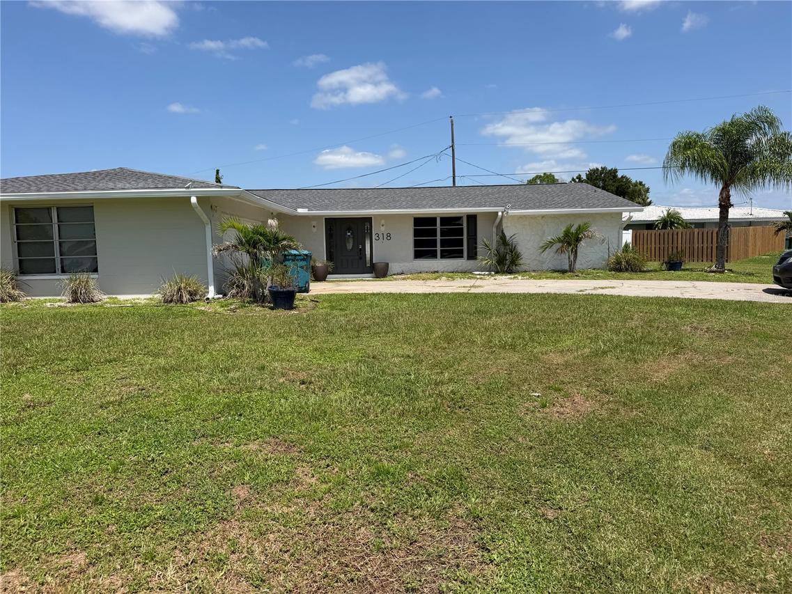 318 Skylark Ln., Port Charlotte, FL 33952