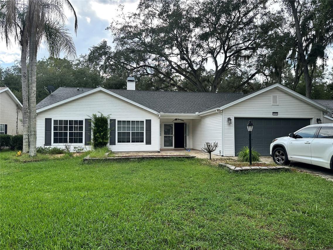 4242 Leafway Cir., Leesburg, FL 34748