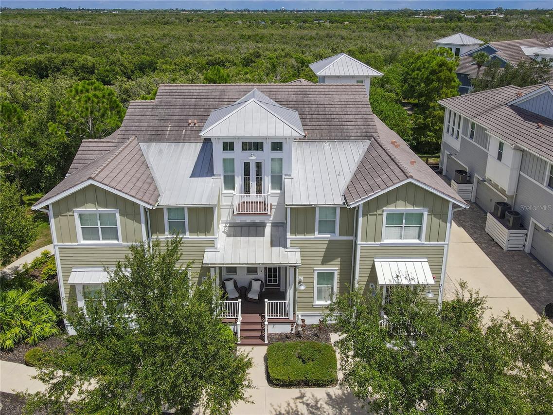 311 Sapphire Lake Dr. #202, Bradenton, FL 34209
